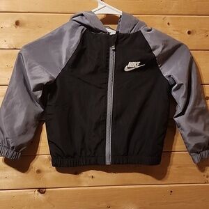 Nike Windbreaker Jacket  Size 2t Unisex